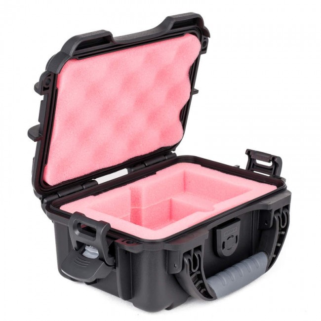 G-DRIVE ev RaW & LaCie Rugged - 1 Capacity Waterproof Turtle case open