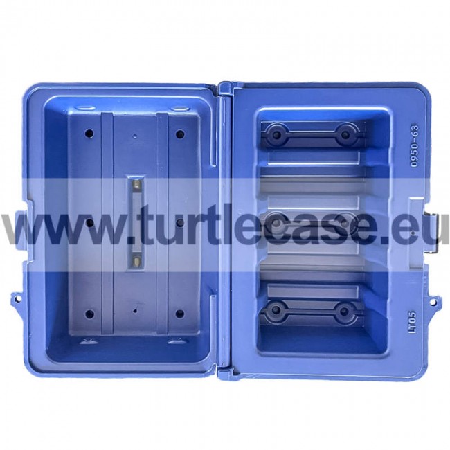 LTO - 5 Capacity Turtle Case open